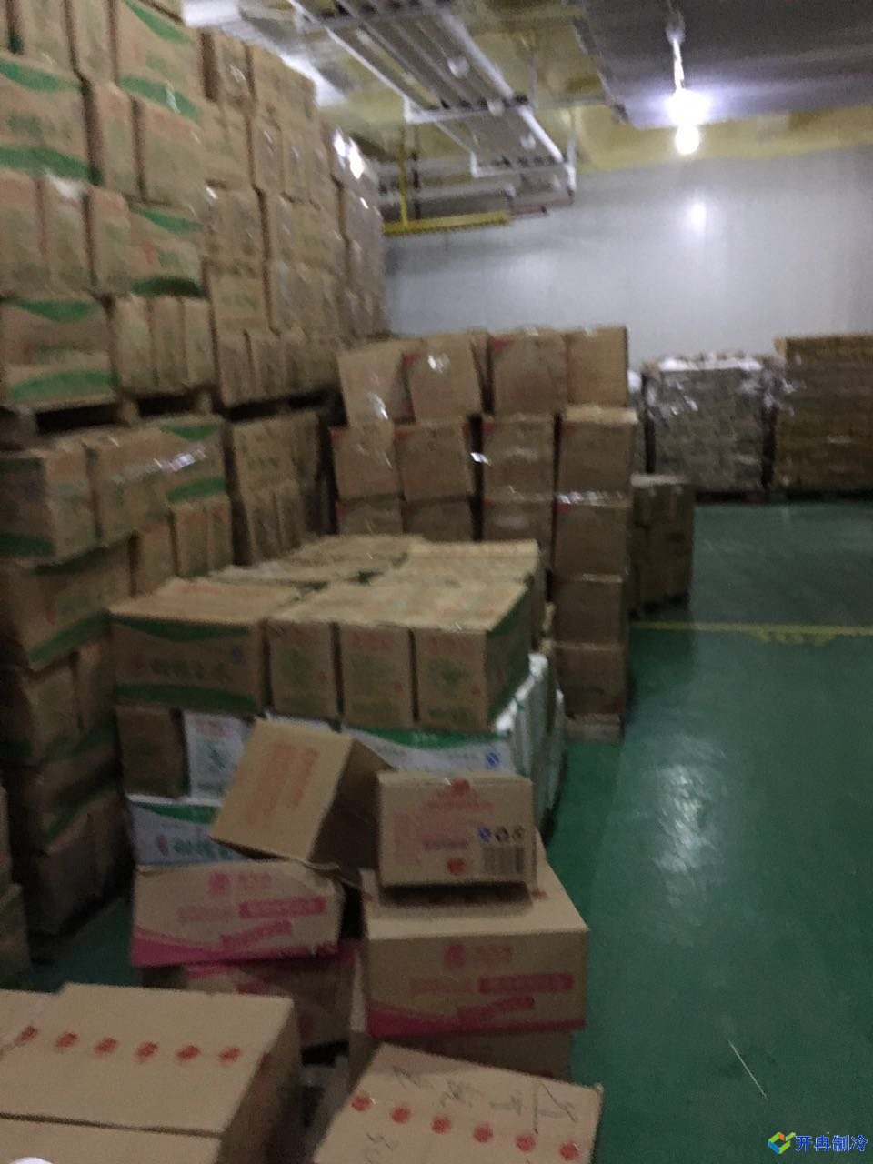 上海開冉制冷為客戶建設的食品冷藏庫案例冷庫內(nèi)景